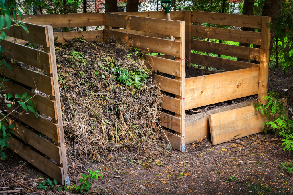 image of organic compost made with grass and leaves in 2 crates